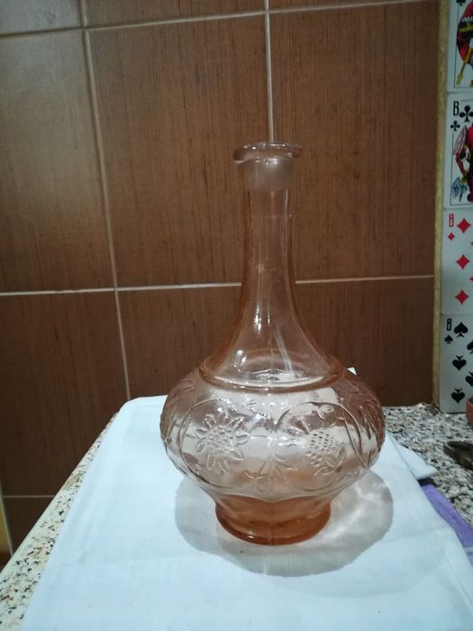 Продам старинный графин