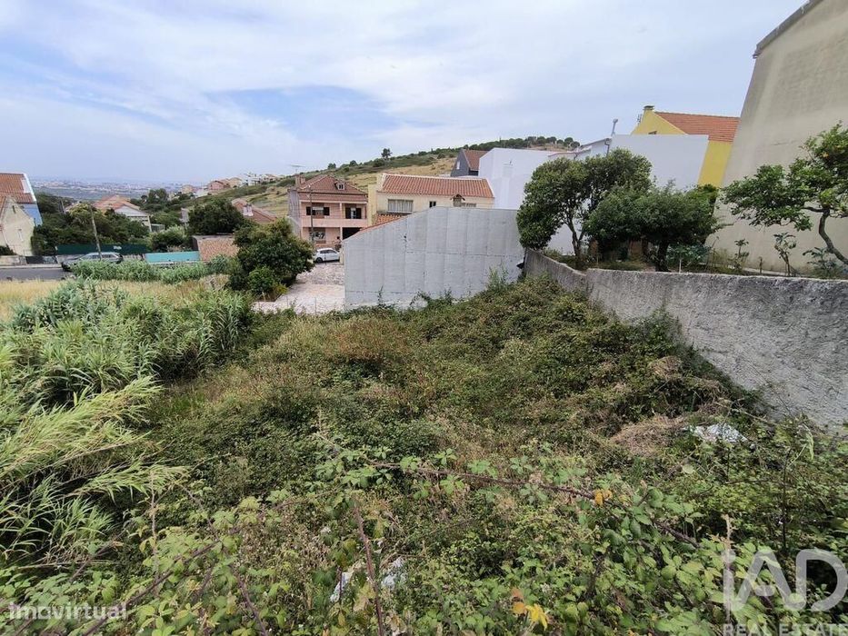 Terreno para construção em Casal de Cambra