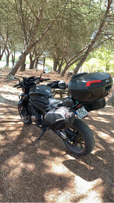 HONDA CB650R 2021- Muitos extras