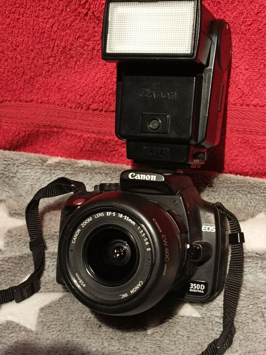 Rezerwacja! Aparat cyfrowy Canon Eos 450D,obiektyw Canon 18-55,lampa.