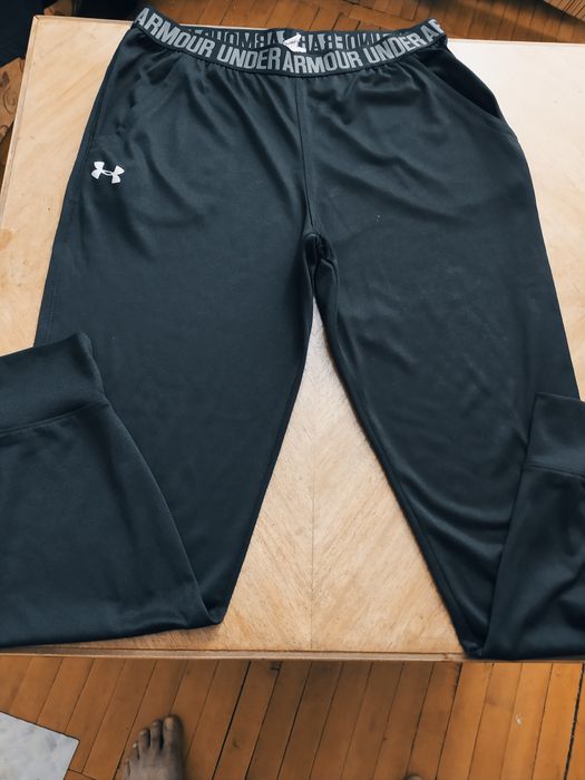 Спортивні штани Under armour.