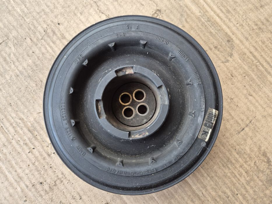 Bmw 5 E60 E61 E65 E63 X3 E83 E90 X5 E53 M57 2.5d 3.0d koło pasowe wału