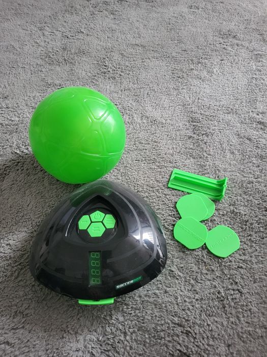 Soccerbot robot do gry w piłkę