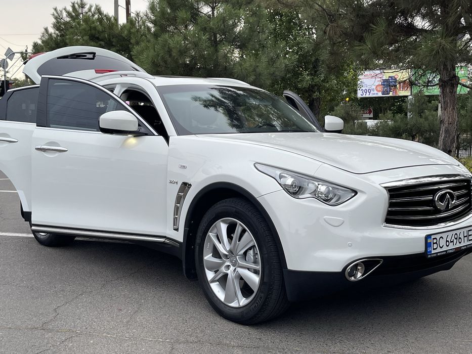 Инфинити QX-70 2015г 3.0 Дизель