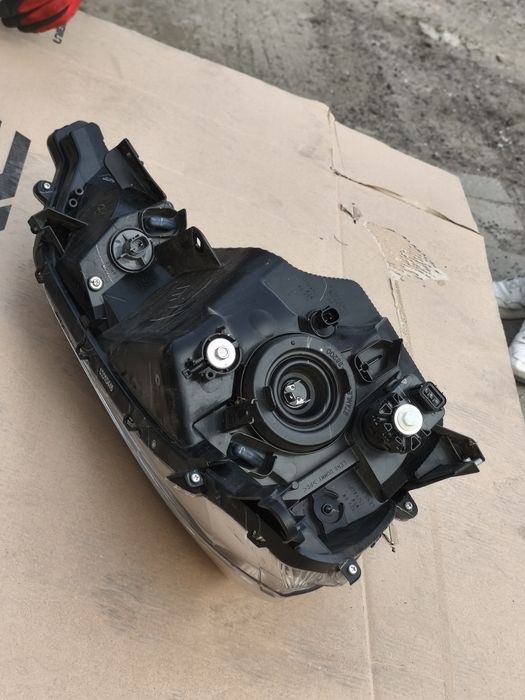 Lampa Przednia Lewa Mitsubishi Space Star II LIFT