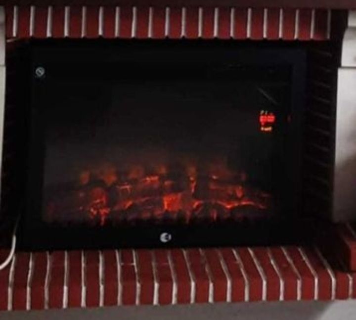 Lareira Elétrica de Embutir – Design Moderno com Efeito de Chama