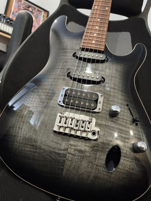 Guitarra Elétrica - Ibanez SA series - SA260FM