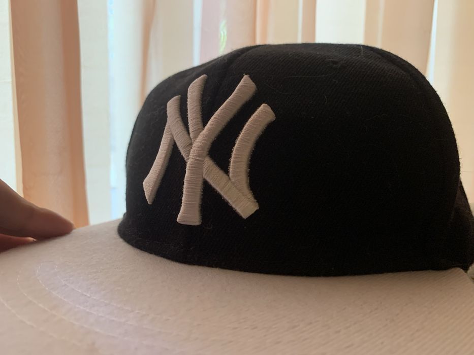 Кепка бейсболка Snapback New York Yankees  New Era Black and White