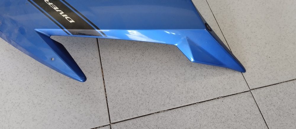 Carenagem direita Yamaha XJ600