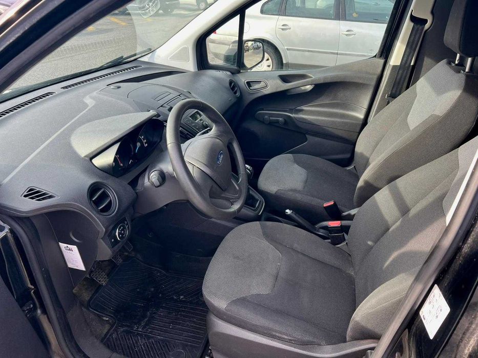 Ford Transit Courrier