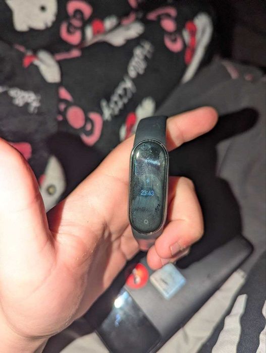 Продаю браслет Mi 5
