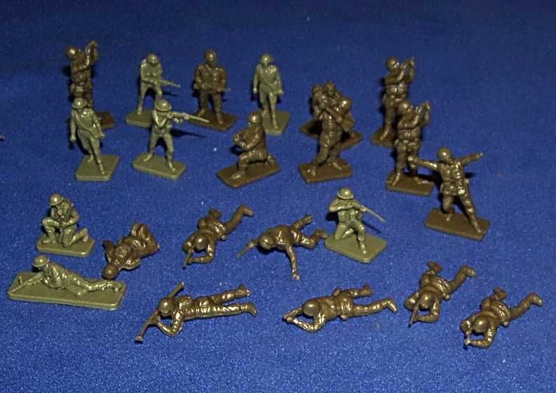 Żołnierzyki Airfix British Paratroops II ww 1975r.