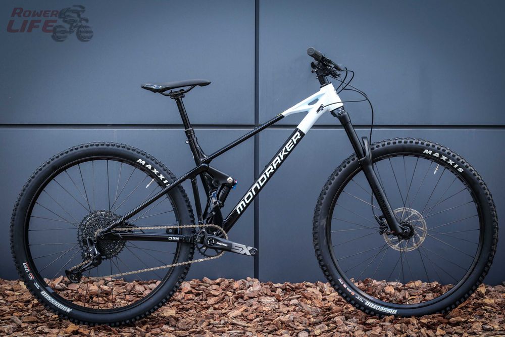 Електровелосипед Mondraker Raze black-white 2024 M