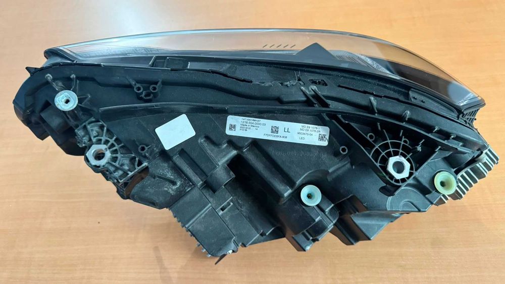 Farol BMW 2 Coupé/M2 2022+ Full LED Adaptativo Shadowline Direito