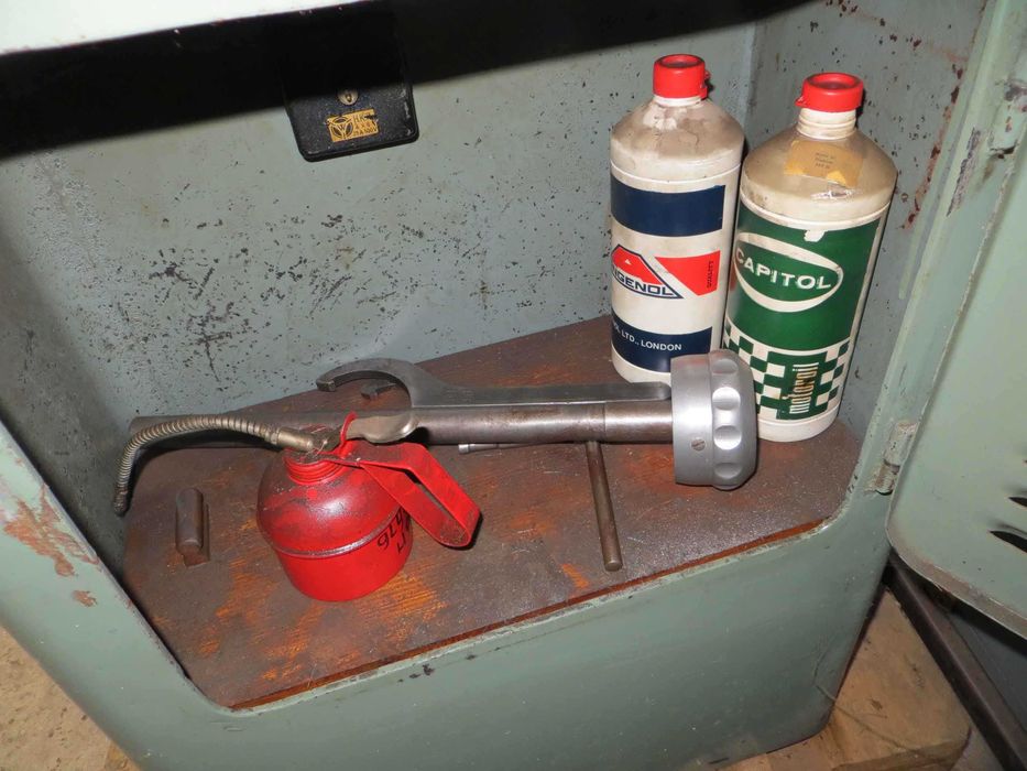 Leinen mała tokarka