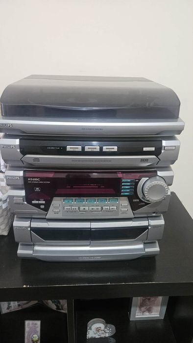 Sistema Philips + gira-discos + colunas Sony