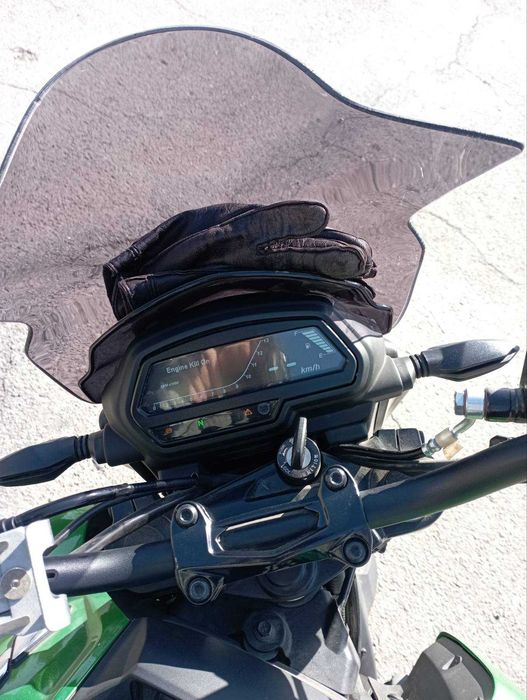 мотоцикл Bajaj Dominar D400 2020