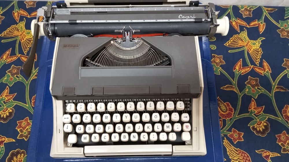 Maq.escrever, teclado Nacional