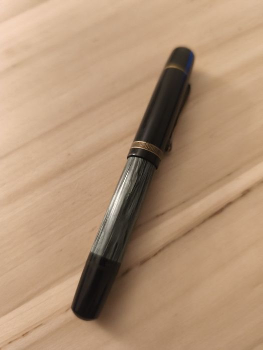 Caneta-tinteiro Pelikan 100N