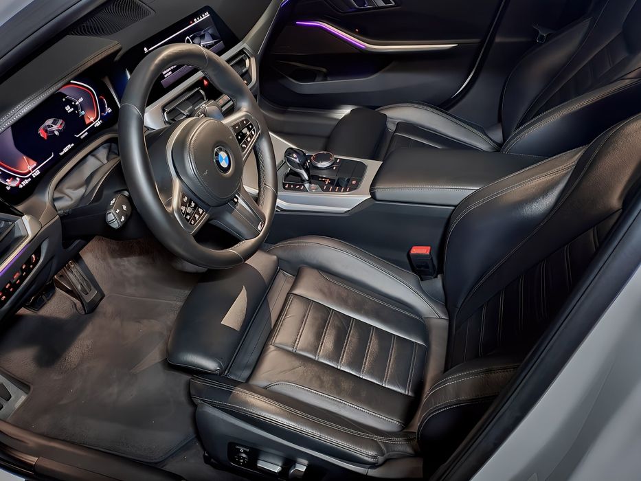 BMW 330i MPeRFOrMAnCE 2.0