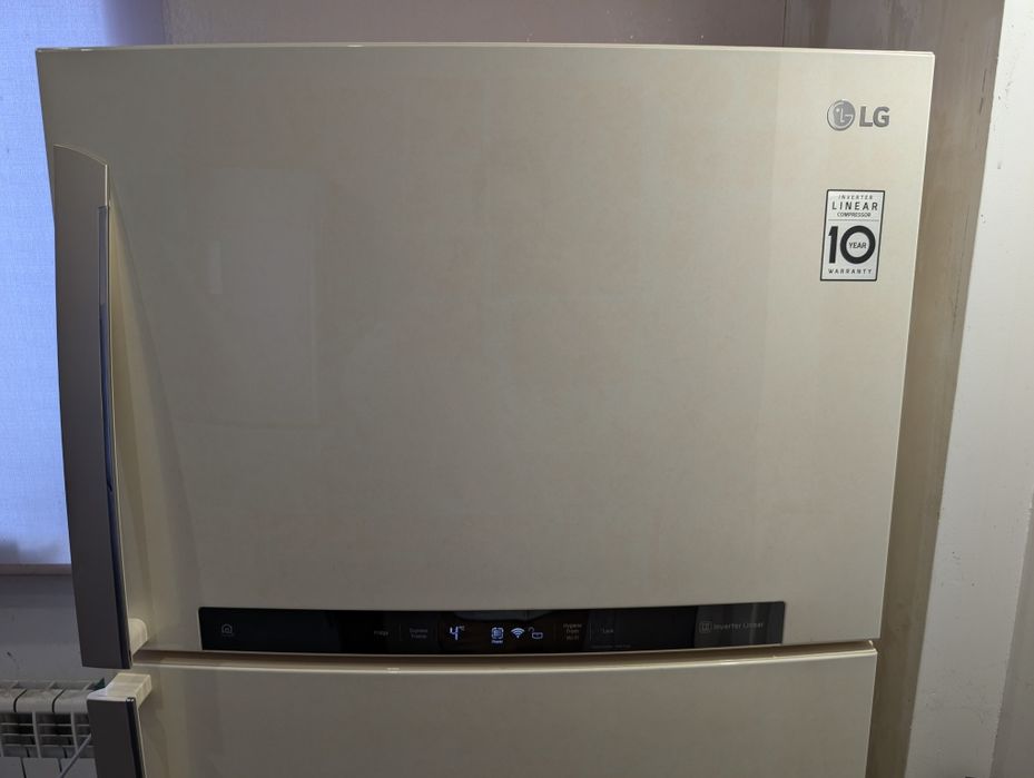 Холодильник LG GN-H702HEHZ
