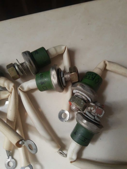 diody prostownicze + RADIATORY