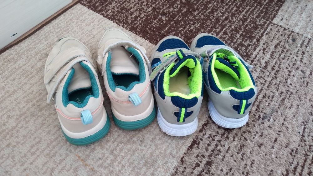 Кроссовки детские. Размеры 27 и 29