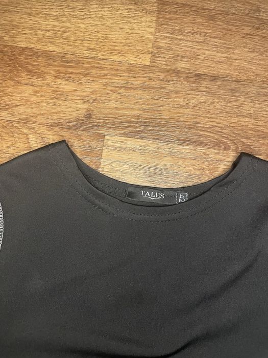 Неймовірний бодік, з вирізом під пальчик, гарний стан