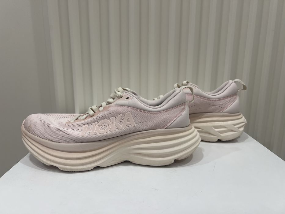 Кросівки Hoka Bondi 8