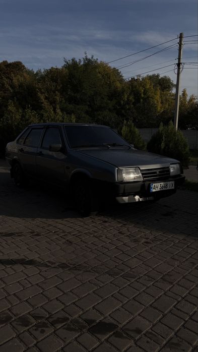 Ваз 21099.