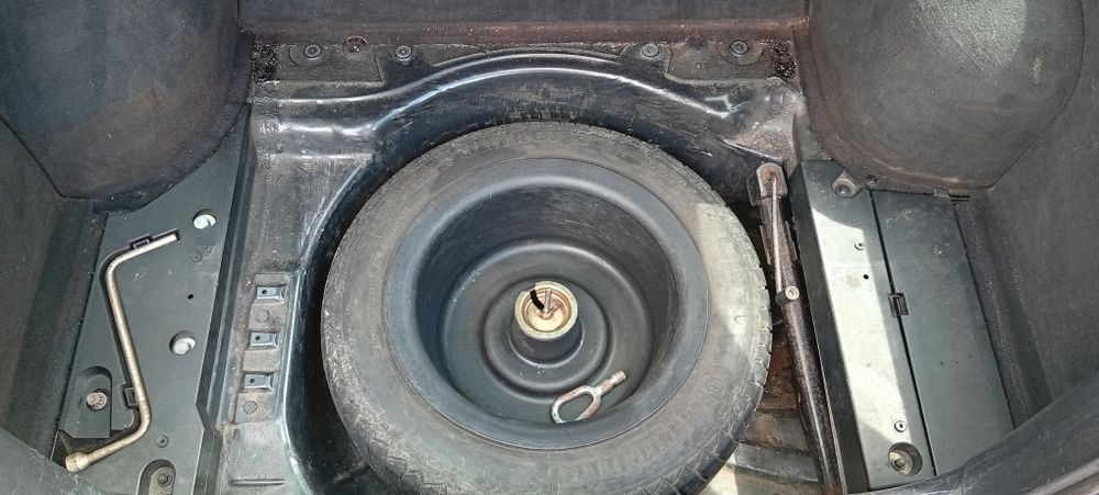 BMW 318 — fotografia 8