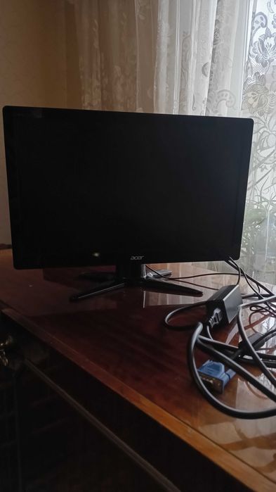 Монітор LCD Acer G196HQL b