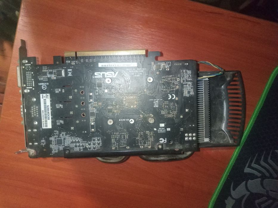Asus HD6770 1 Gb