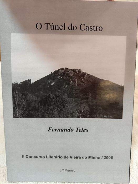 Vendo 3 livros por 4€