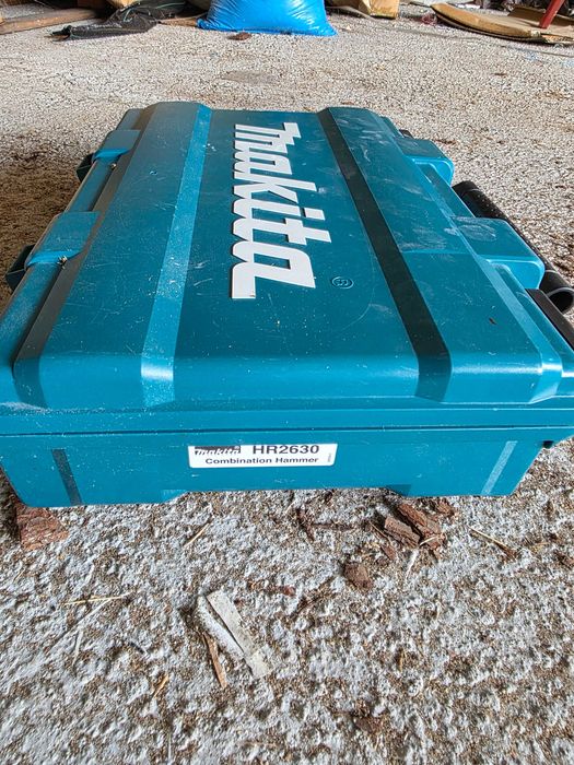 Młotowiertarka Makita HR2630 800 W