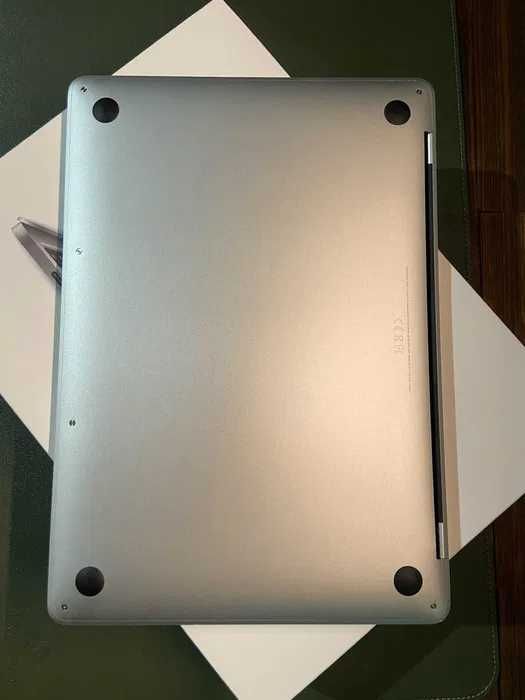 Macbook Pro 13 Como NOVO - Fatura