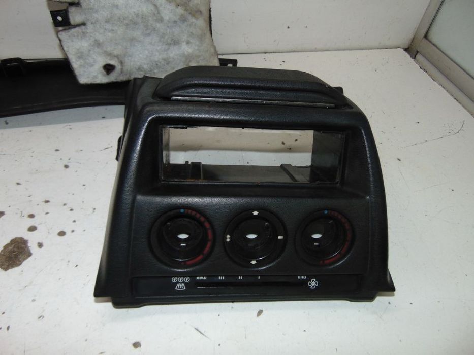 Mercedes 190/w201 consolas