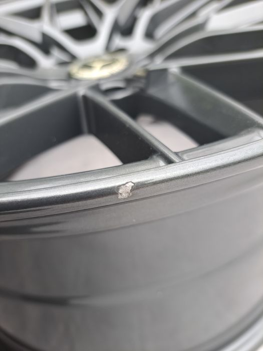 Japan Racing JR-28. 18 cali. 8,5 i 9,5. 5x112