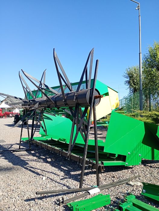 Соняшникова приставка, для уборки подсолнуха