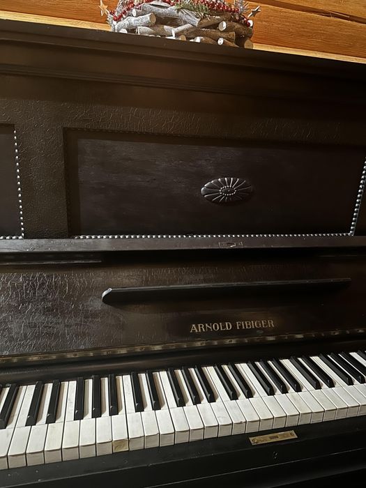 Orginalne Pianino ARNOLD FIBIGER
