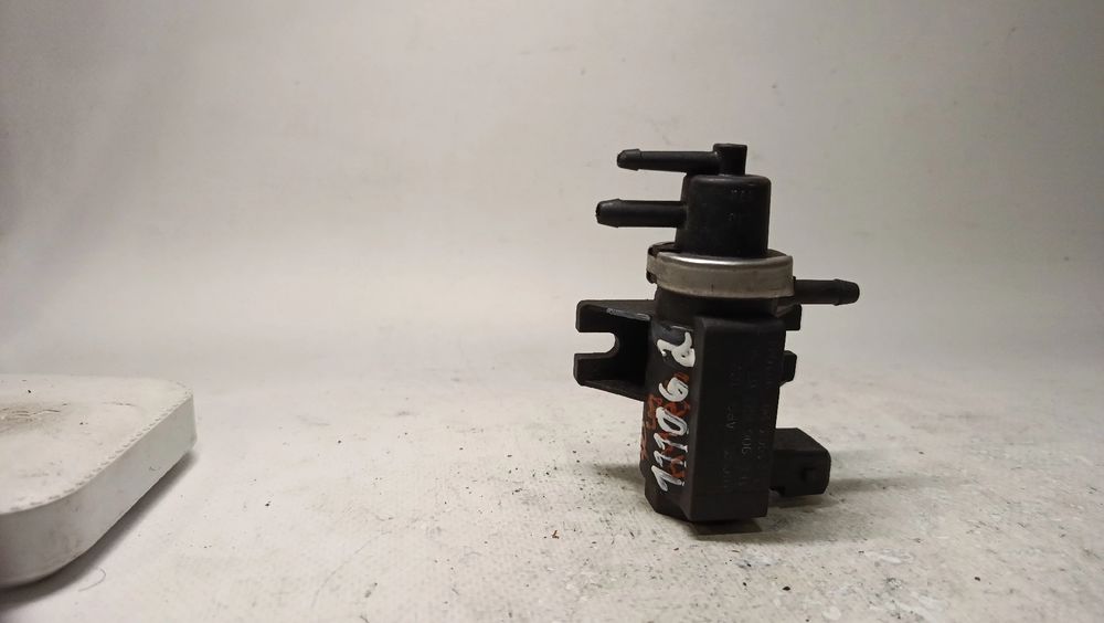 Válvula controlo de ar AUDI A4 (8D2, B5)