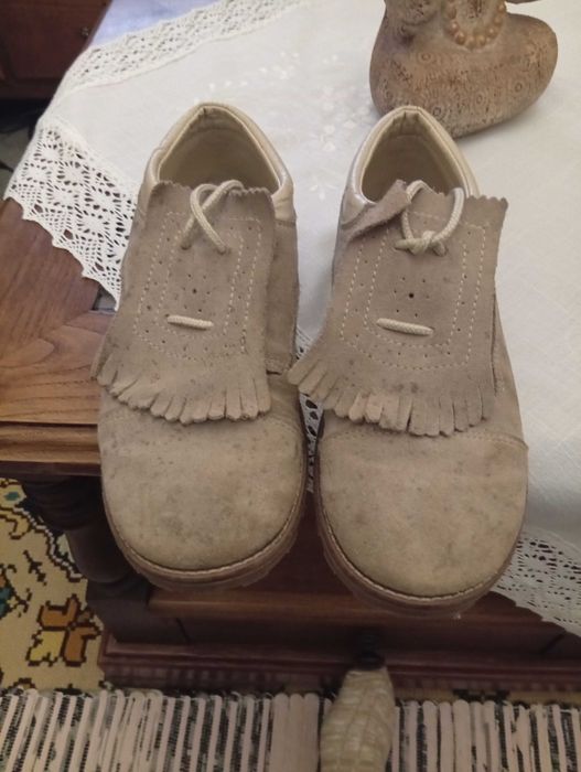 Sapatos menina em camurça