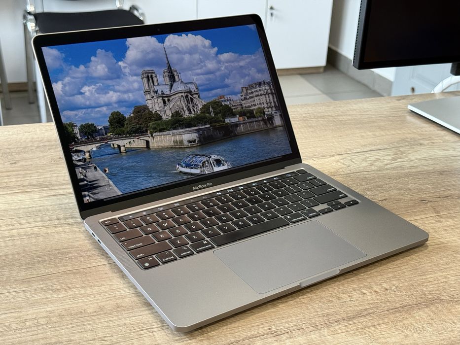 Apple MacBook Pro 13” M1 16GB 2TB SSD Idealny