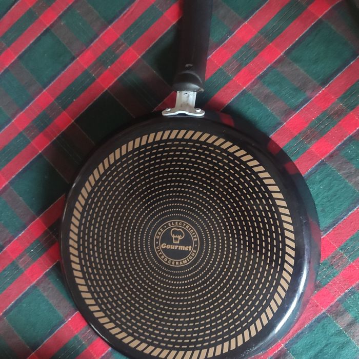 Panela inox, grelha e frigideira