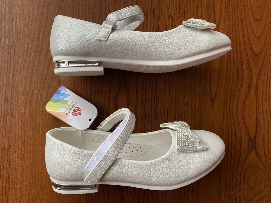 Нові дитячі туфельки, для дівчинки, 35 розмір (устілка 21 см)