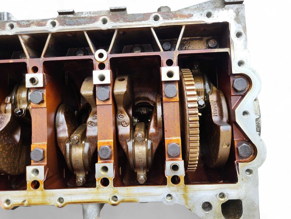 Блок двигателя / мотора BMW E46 E90 E91 X3 E83 1.8 2.0