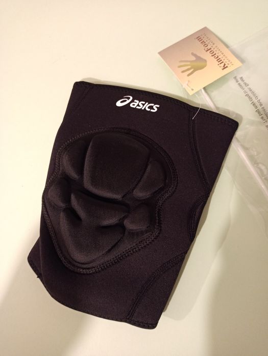 Ochraniacz na kolano Asics zapaśniczy