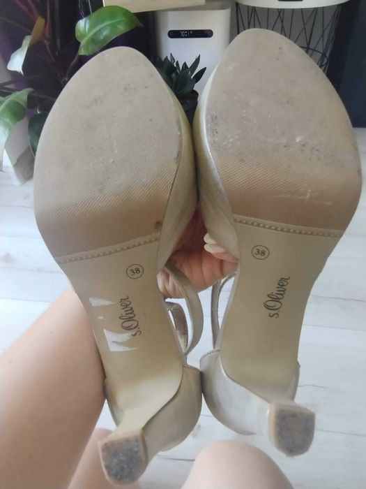Buty na obcasie - s.Oliver rozmiar 38