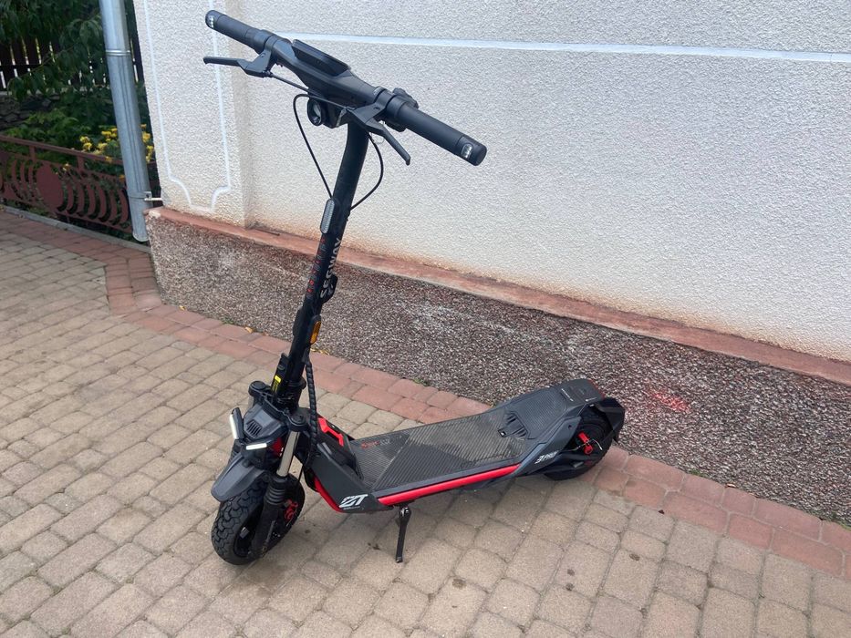 Електросамокат Segway Ninebot ZT3 Pro E
