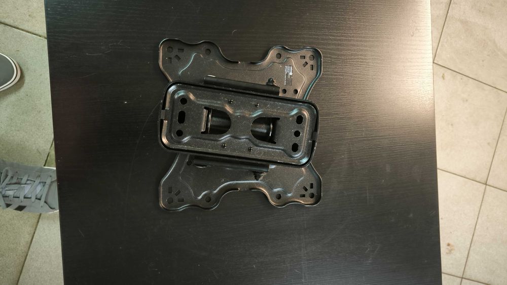 Suporte para TV LEXMAN Iinclinável 23" - 50" 35KG